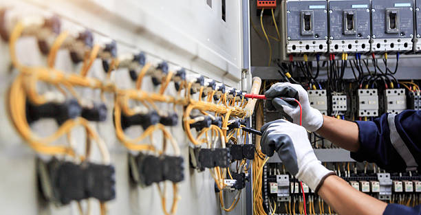 Professional Electrician technician working in Lansdowne, MD